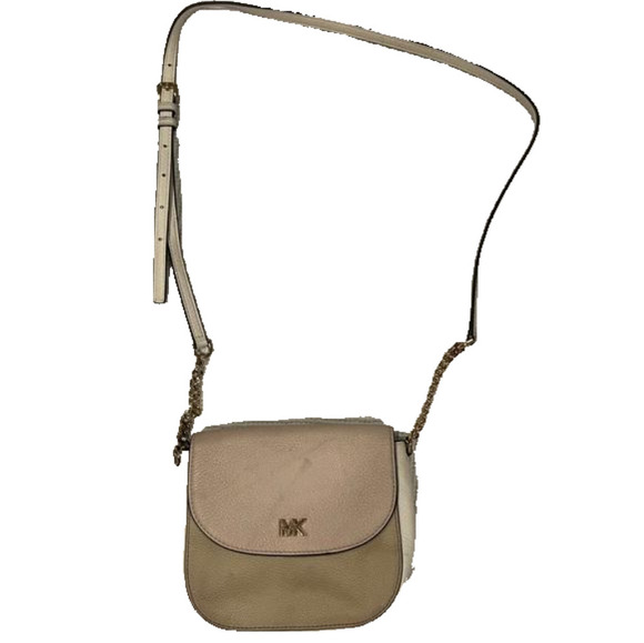 Michael Kors Handbags - MICHAEL KORS crossbody bag!! 💼